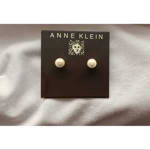 NWT Anne Klein Faux Pearl Studs